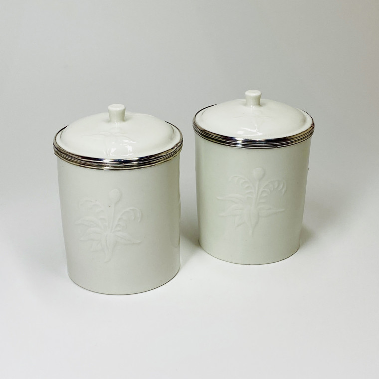 Saint-Cloud - Paire de pots à pommade - XVIIIe siècle