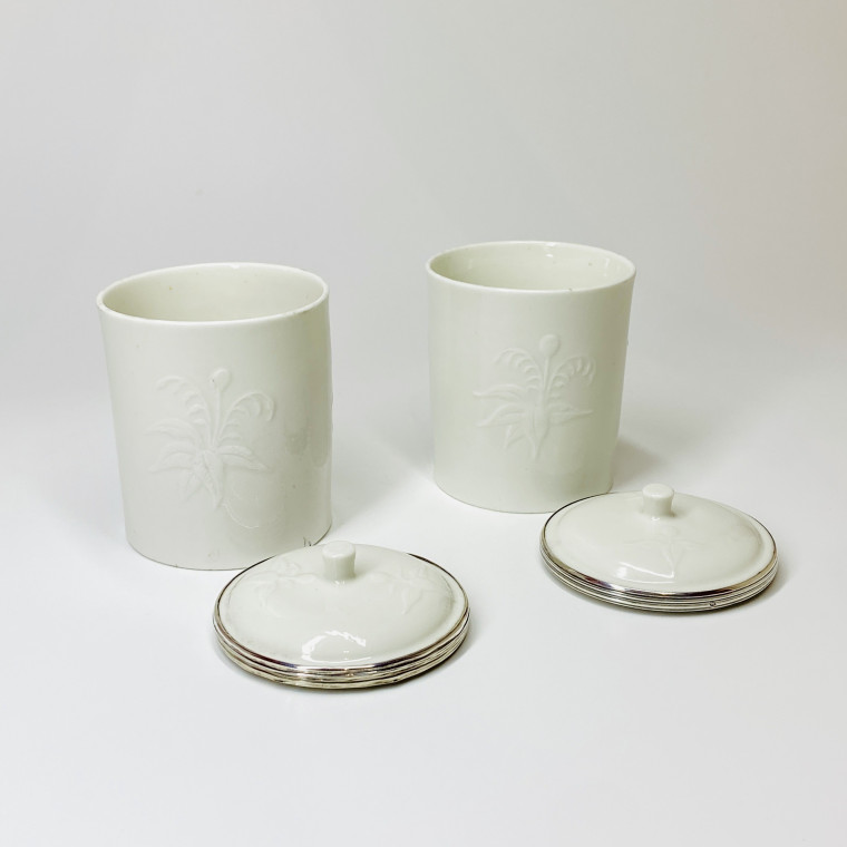 Saint-Cloud - Paire de pots à pommade - XVIIIe siècle