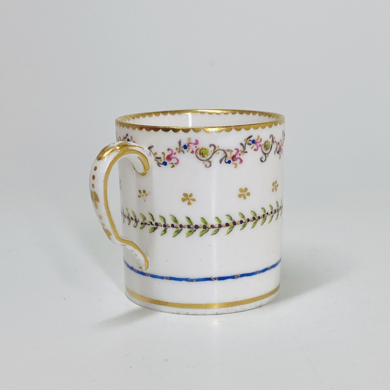 Sèvres soft porcelain cup - Eighteenth century