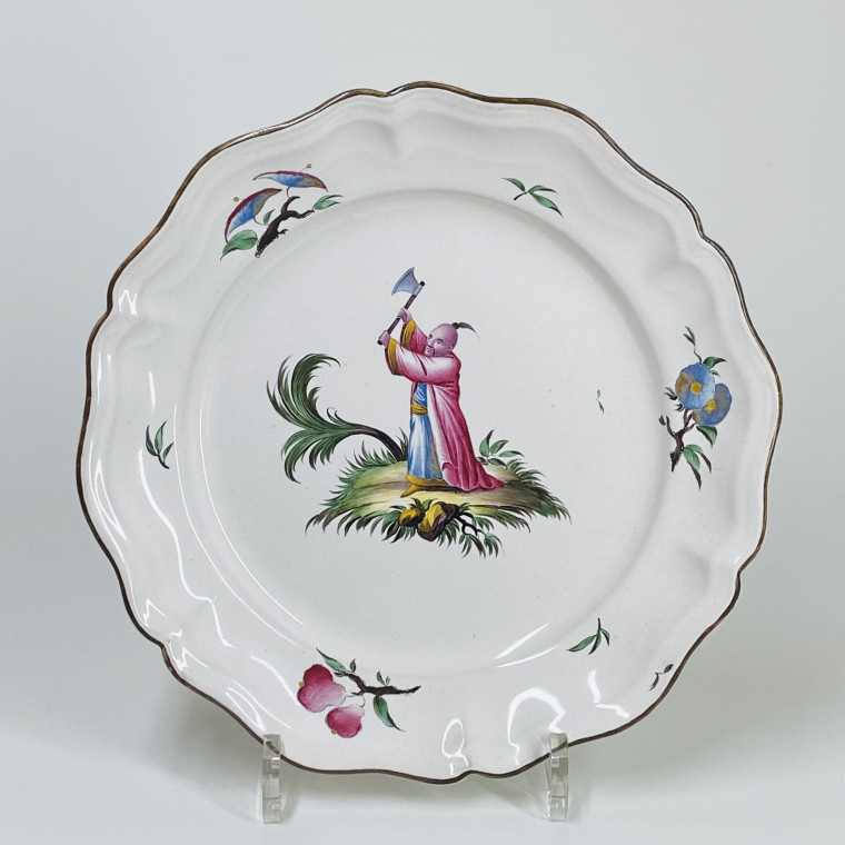 Assiette en faïence à décor au chinois de Strasbourg - XVIIIe siècle