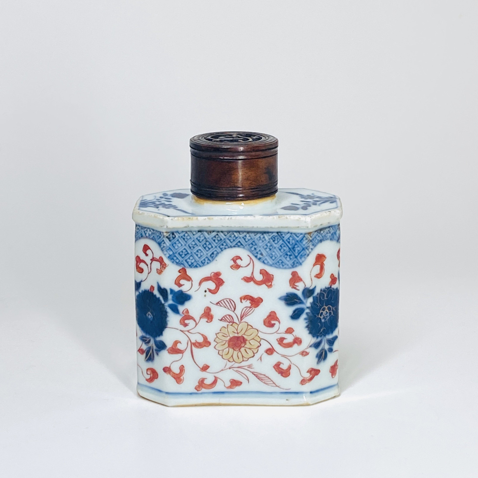 Chine - Flacon à thé à décor Imari - Époque Kangxi (1662-1722)
