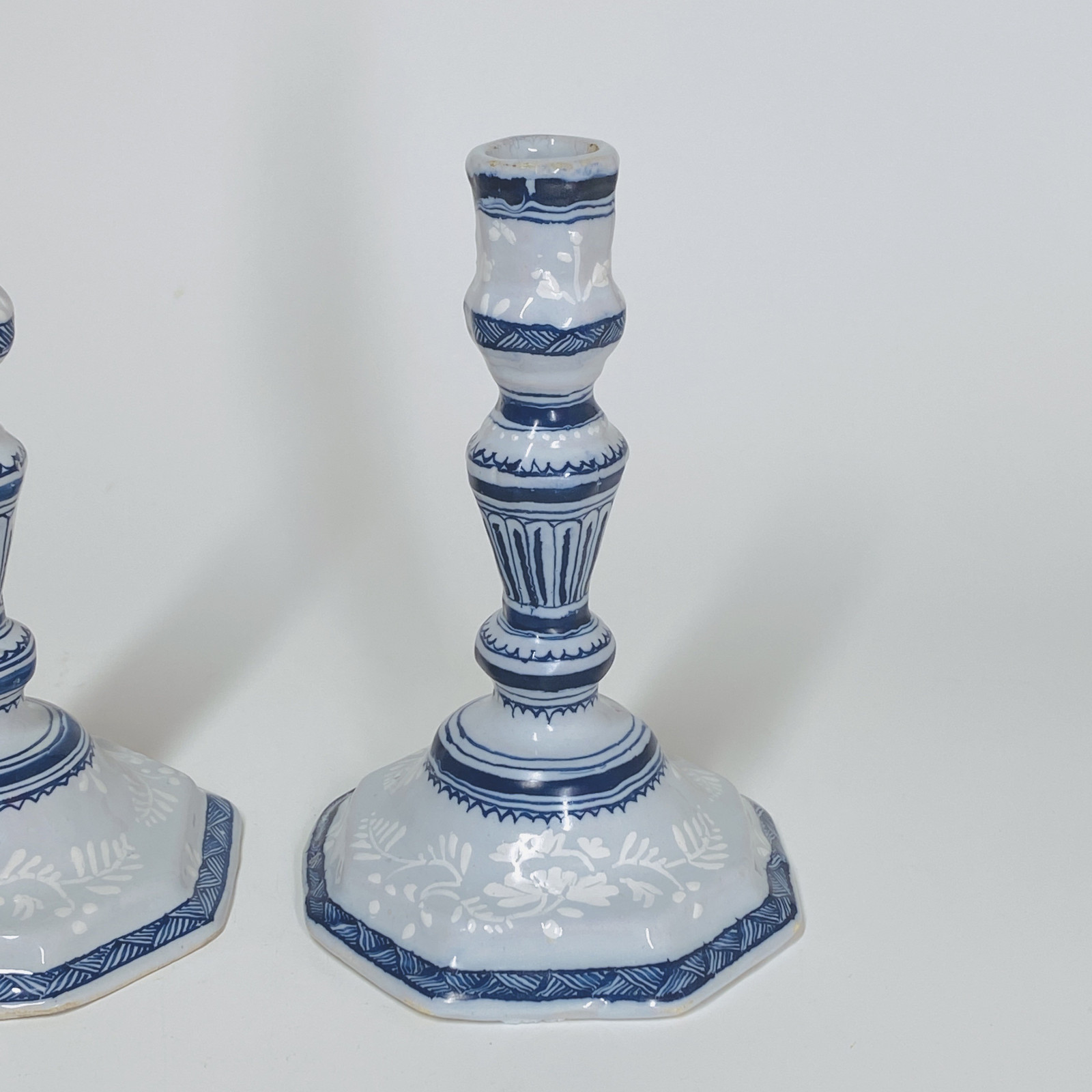 Pair of earthenware candlesticks from Saint-Amand-les-Eaux - Eighteenth century
