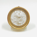 Niderviller biscuit medallion representing a bouquet of flowers - Dated 1819