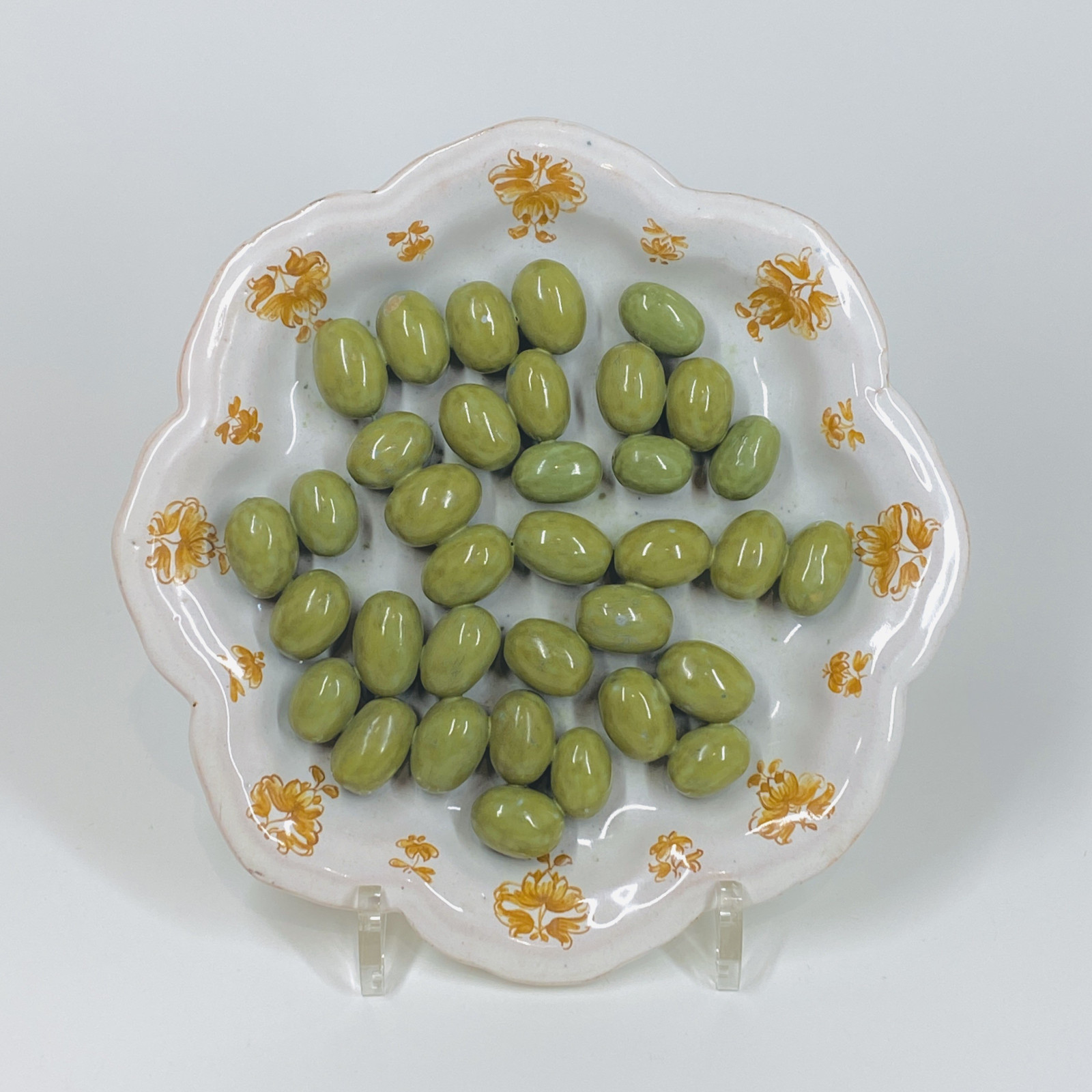 Assiette trompe l'oeil en faïence de Moustiers - XVIIIe siècle