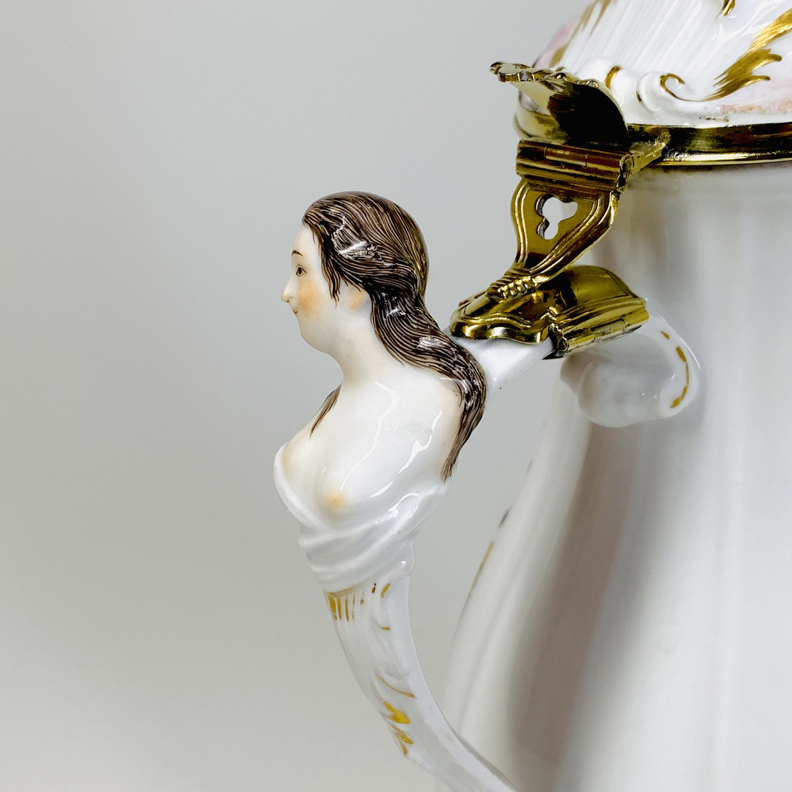 Meissen porcelain jug - Eighteenth century