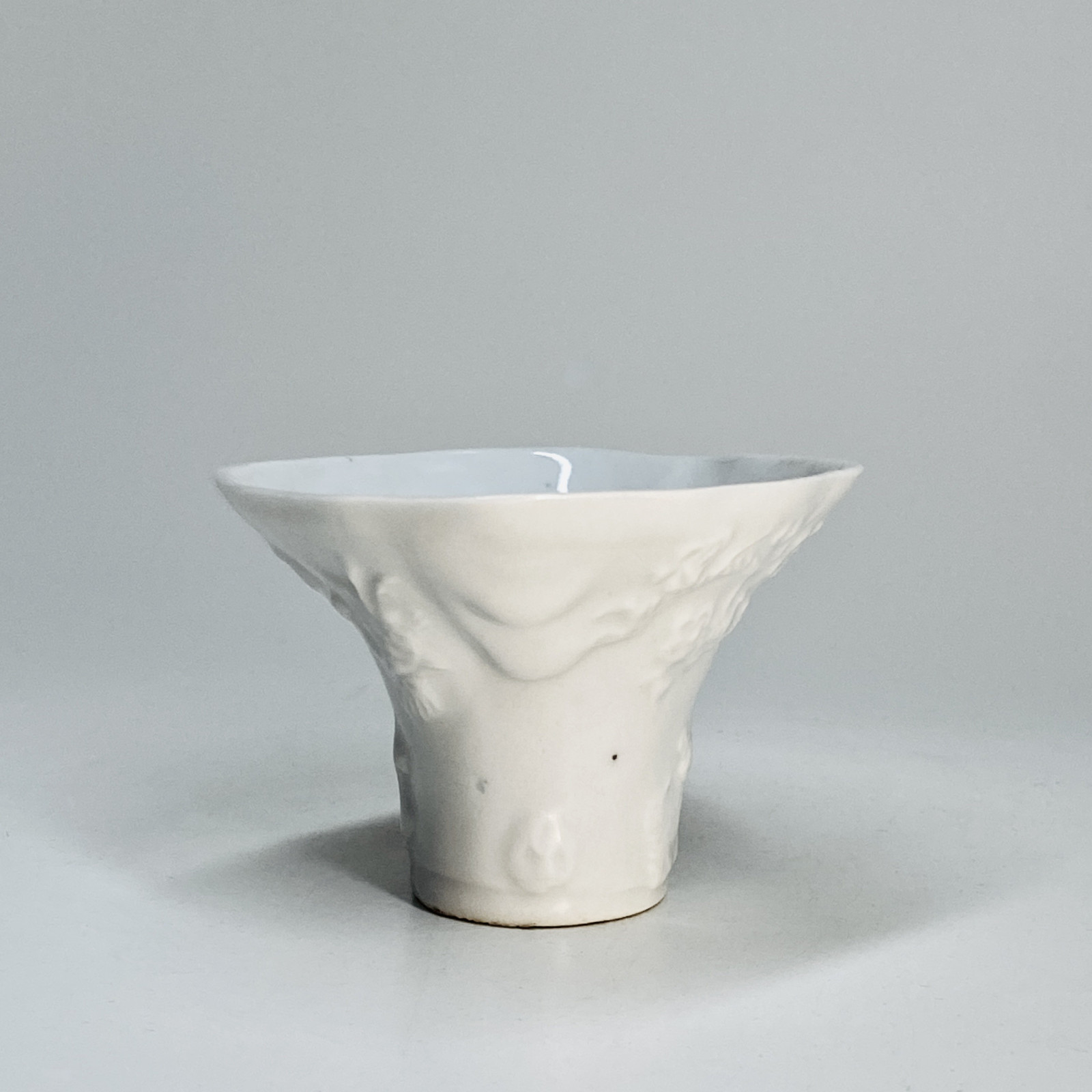 Libatory cup "Blanc de Chine" - Kangxi period (1662-1722)
