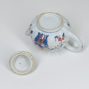Théière en porcelaine de Chine à décor de papillons - XVIIIe siècle