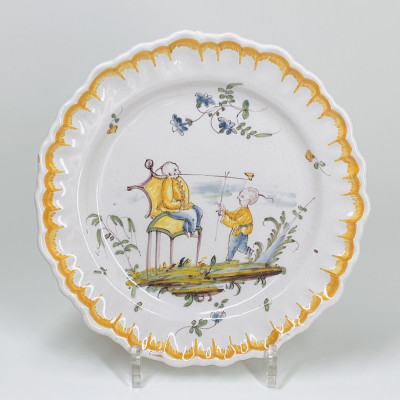 Assiette figurant deux chinois - XVIIIe siècle