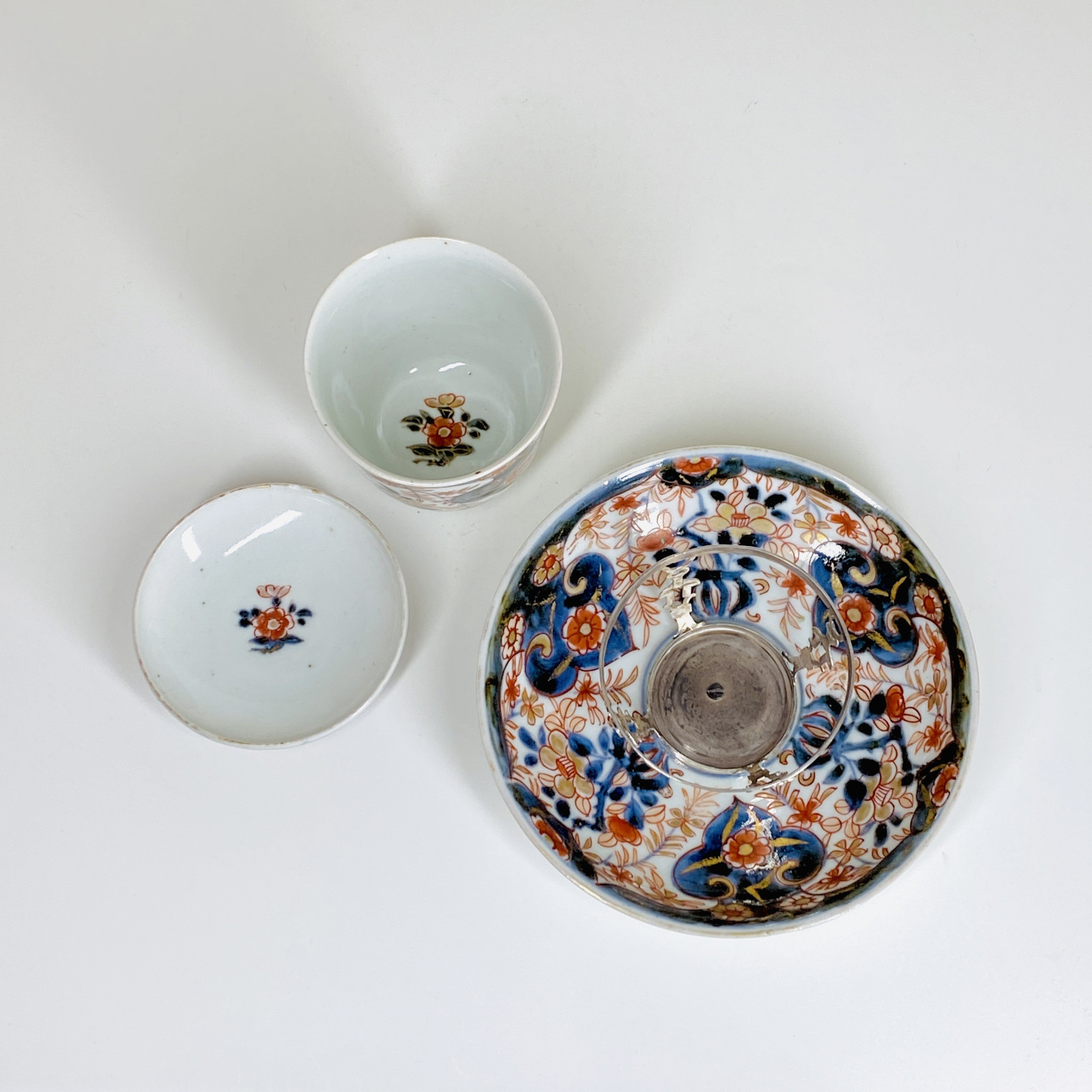 Gobelet couvert en porcelaine du Japon monté en argent - XVIIIe siècle