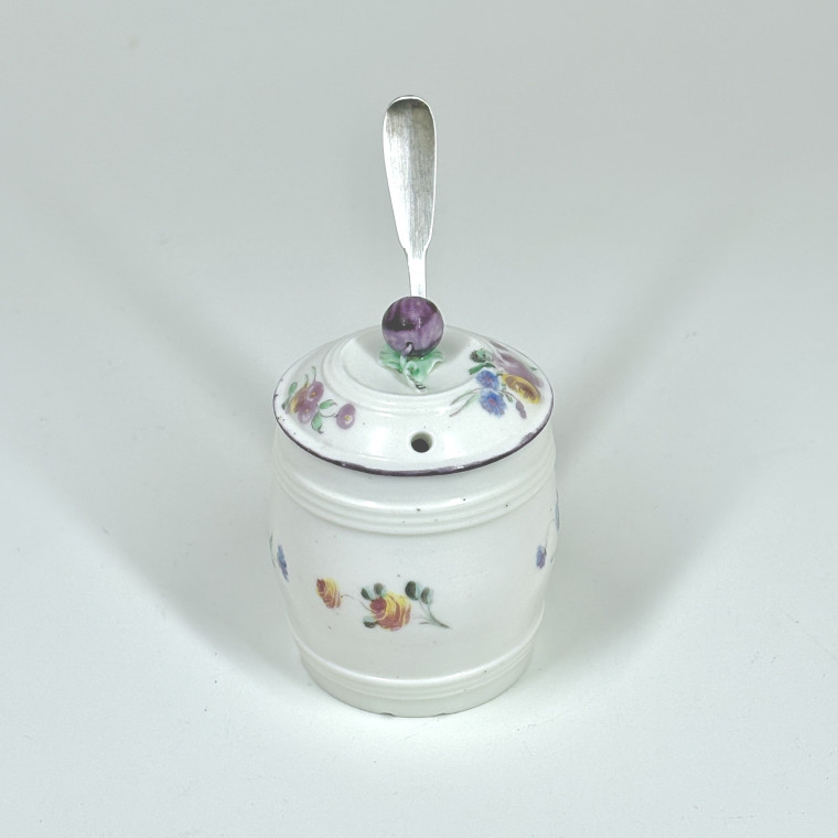 Moutardier en porcelaine de Mennecy - XVIIIe siècle