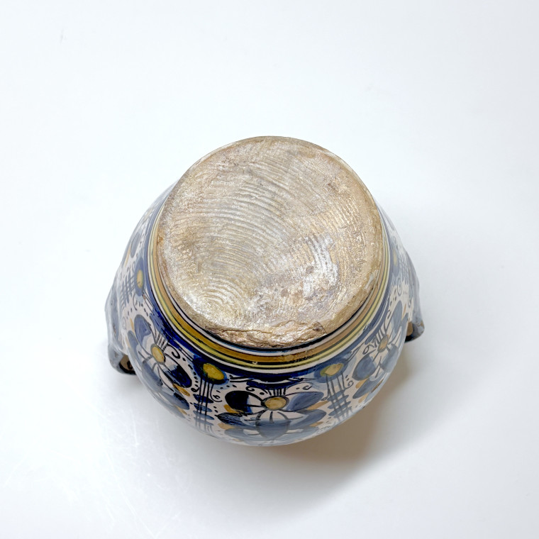 Montelupo majolica pharmacy vase - Seventeenth century