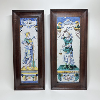 Deux plaques de poêle en faïence de Winterthur - Fin du XVIIe - Début du XVIIIe