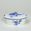 Butter dish in soft porcelain from Chantilly - Eighteenth century