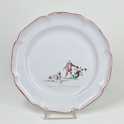Rare assiette en faïence de Niderviller - XVIIIe siècle