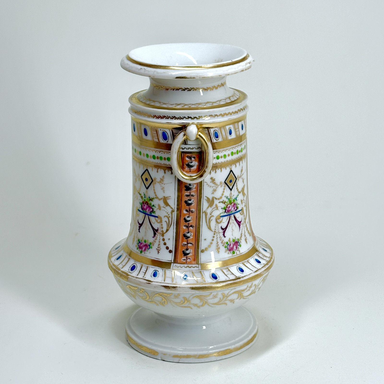 Vase en porcelaine de Bordeaux - Fin du XVIIIe siècle