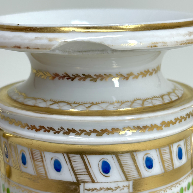 Vase en porcelaine de Bordeaux - Fin du XVIIIe siècle