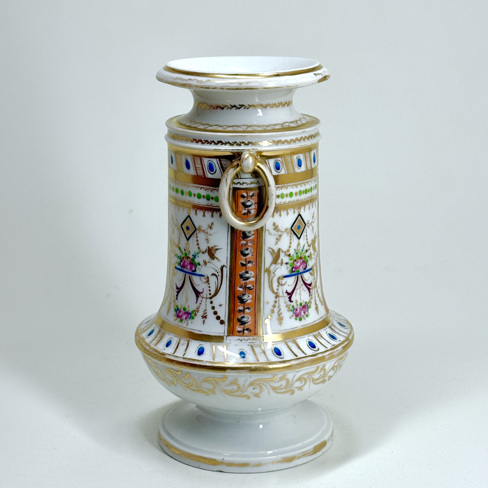 Vase en porcelaine de Bordeaux - Fin du XVIIIe siècle