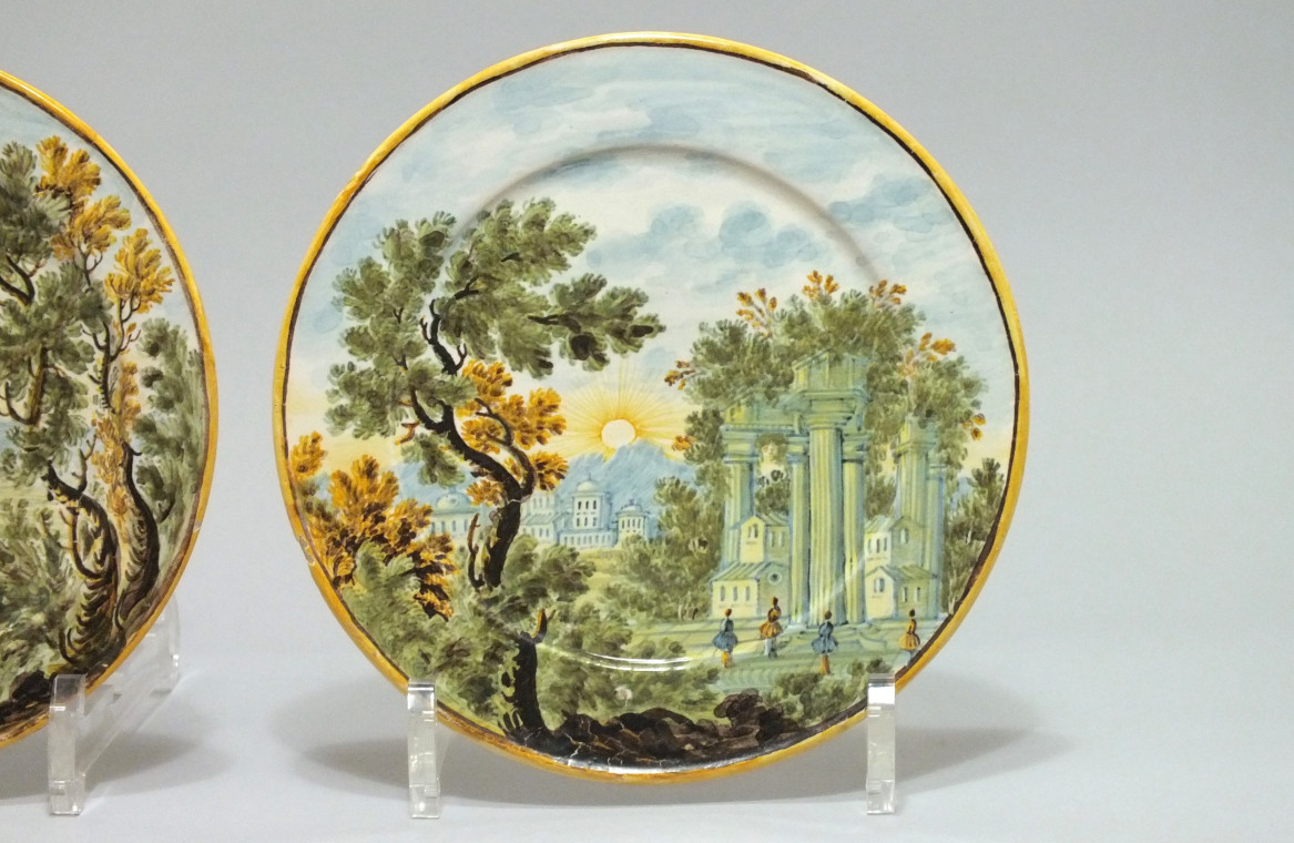 Castelli - Paire de petites assiettes - XVIIIe Siècle