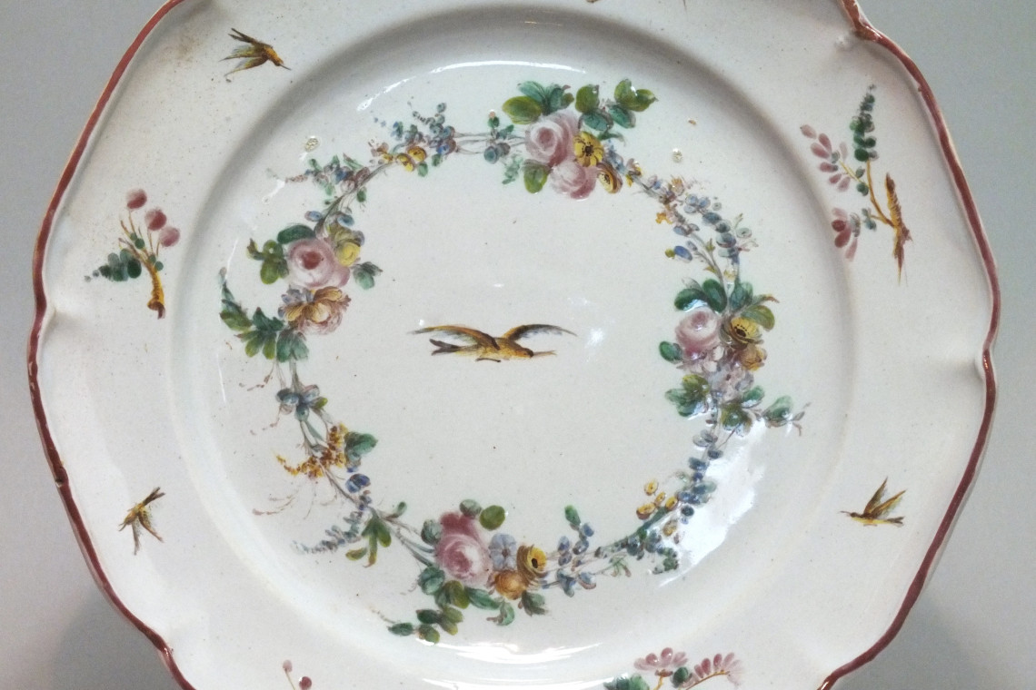 Meillonnas – Rare assiette aux oiseaux – XVIIIe siècle