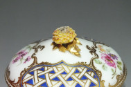 Sèvres - Sugar Pot Hébert - eighteenth century - 1759
