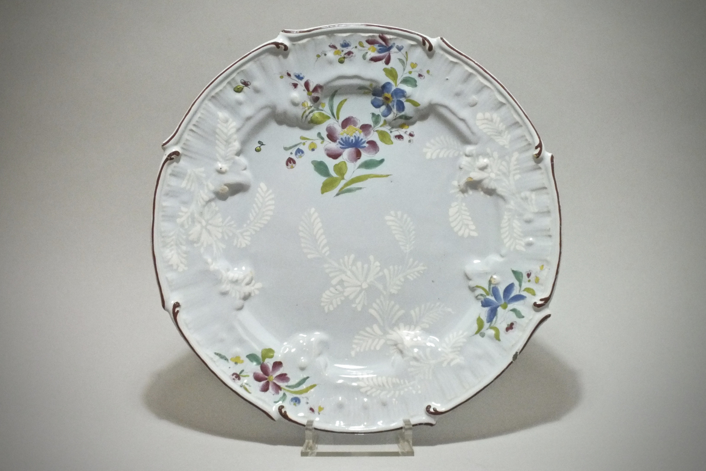 Saint-Amand-les-Eaux - Dish flower of India - Eighteenth Century