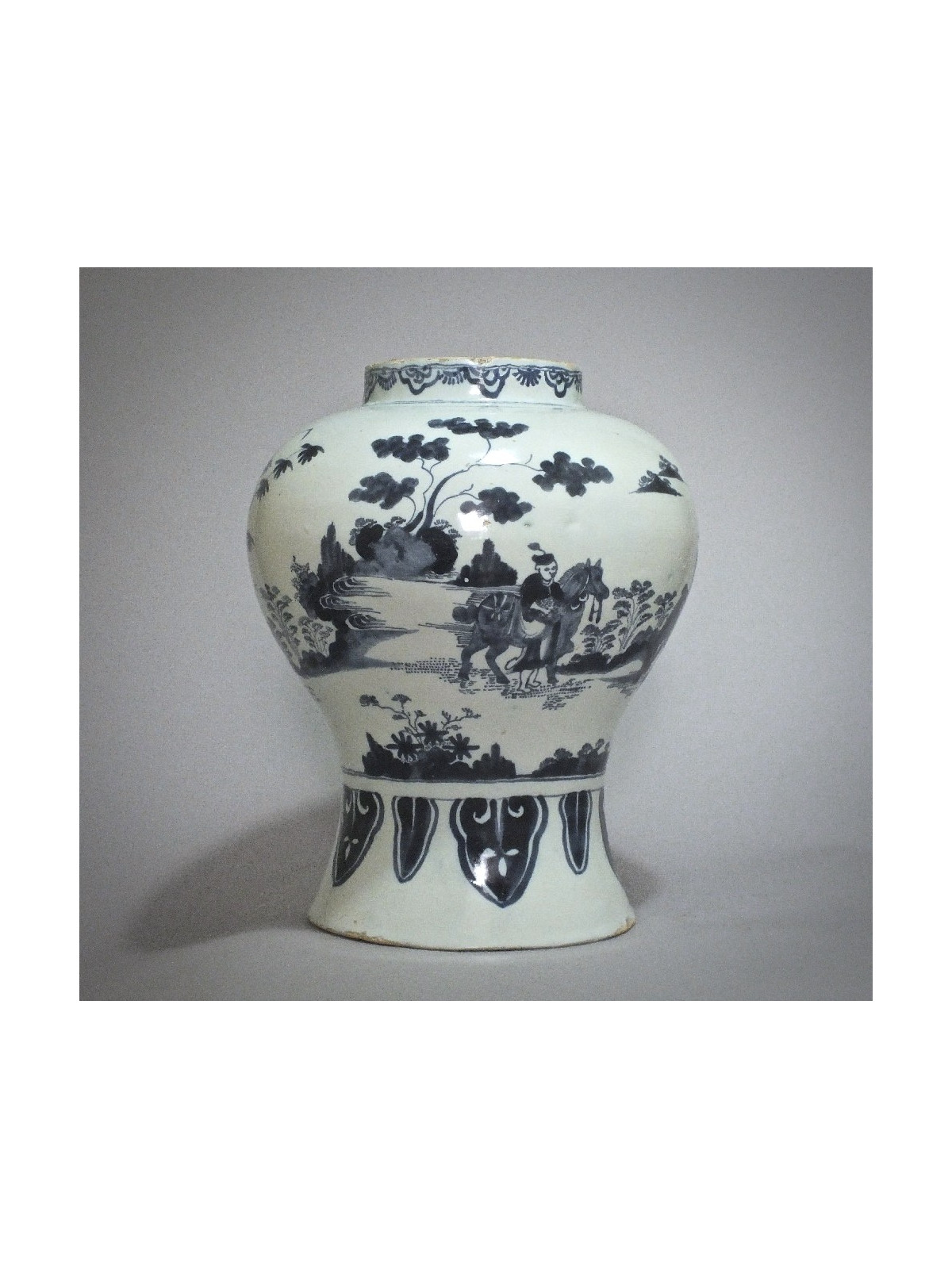 Delft - Potiche aux chinois - Fin du XVIIe Siècle