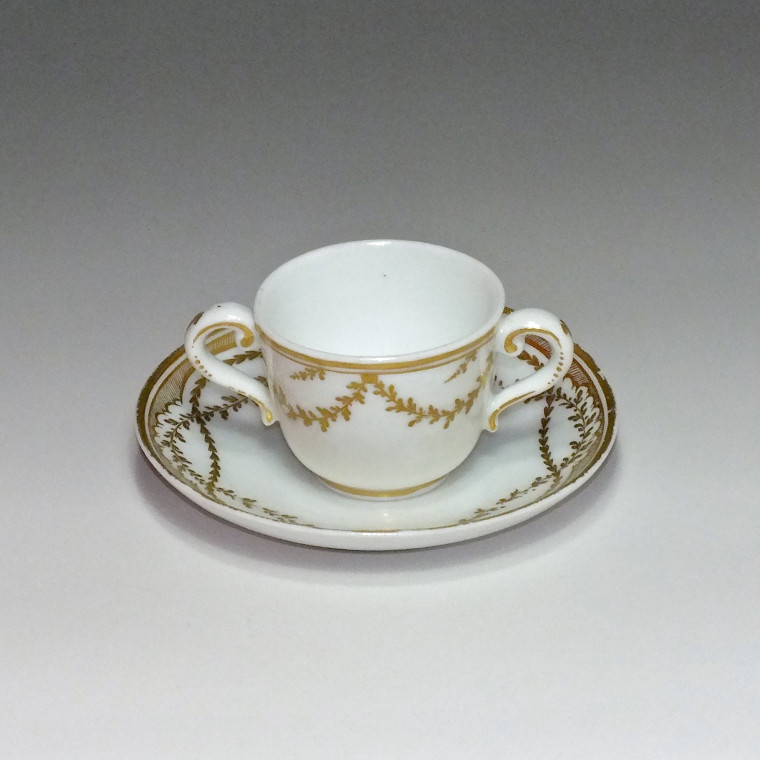 Vincennes (Seguin) - Hard porcelain - toilet Cup - Eighteenth Century