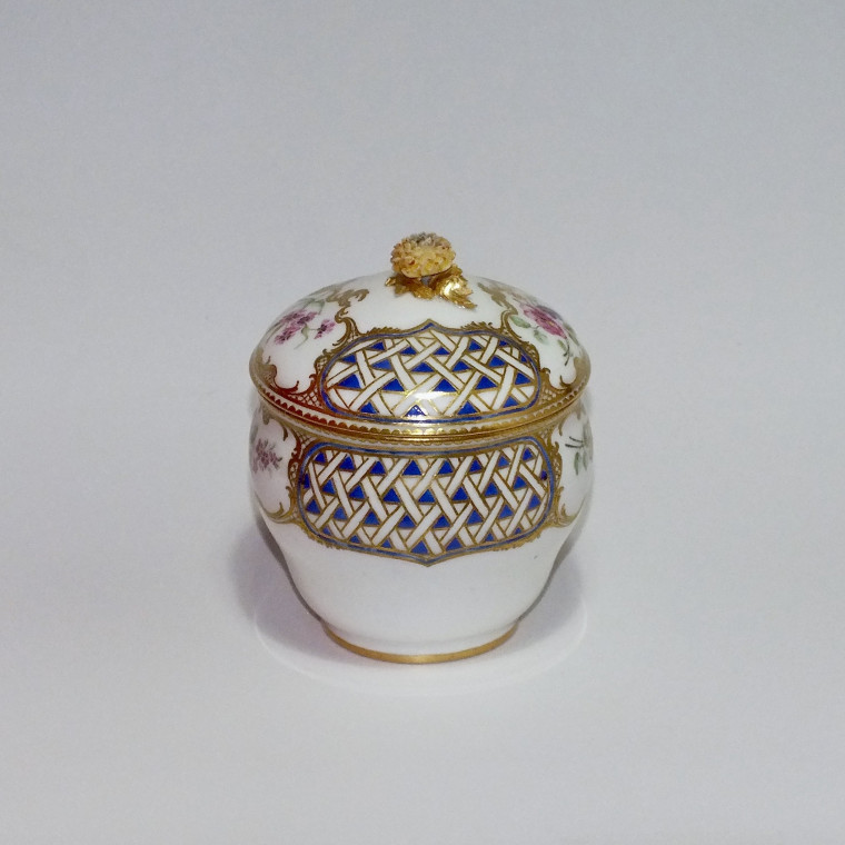 Sèvres - Pot à sucre Hébert - XVIIIe siècle - 1759