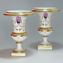 Paris - Paire de vases en porcelaine à décor "à la Salembier"- Fin du XVIIIe Siècle