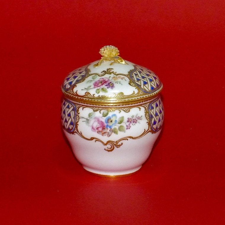 Sèvres - Pot à sucre Hébert - XVIIIe siècle - 1759