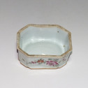 Saleron Famille rose - XVIIIe siècle - Époque QIANLONG (1736 - 1795)