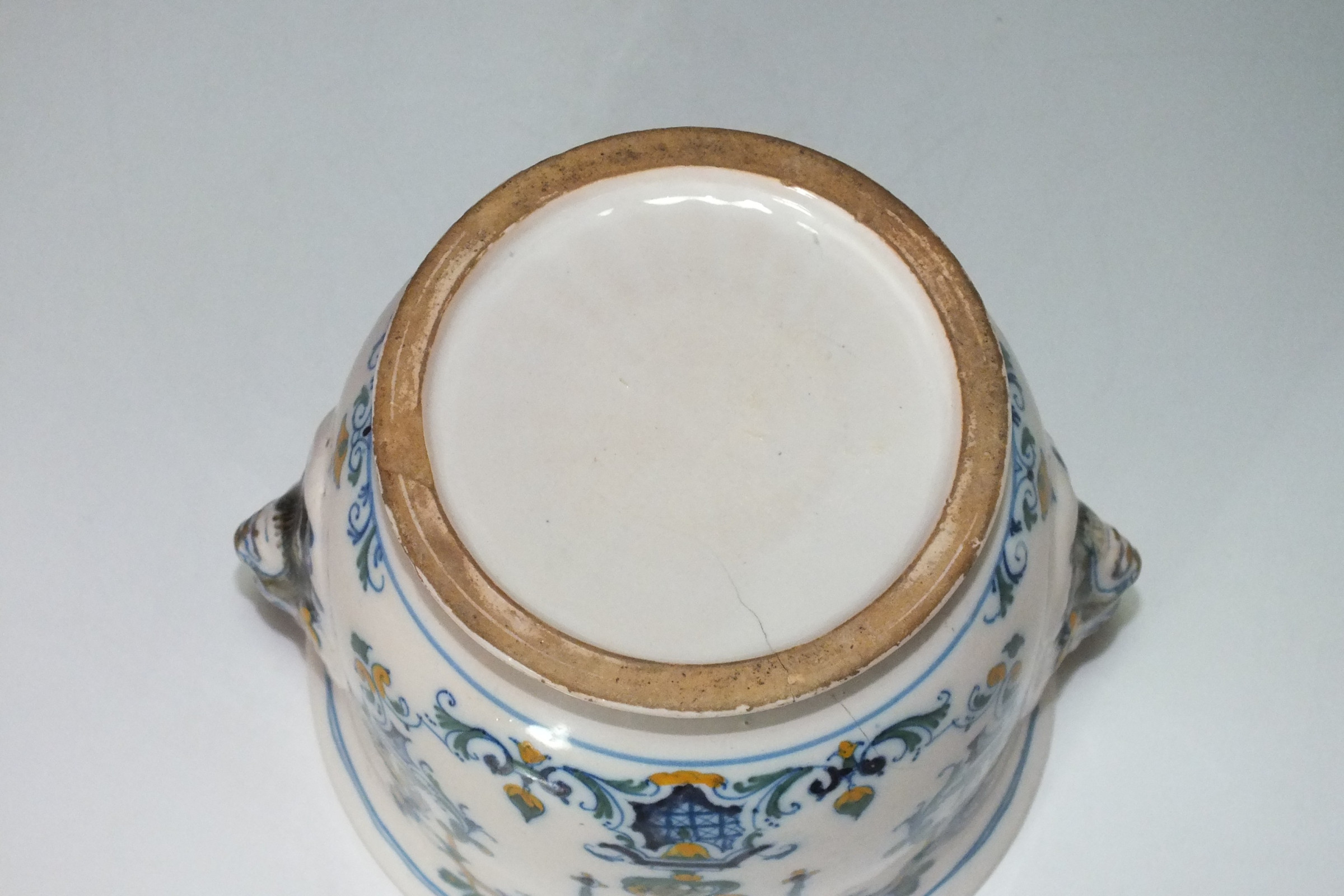 Moustiers - Rare glass refresher with decor Bérain polychrome - eighteenth century
