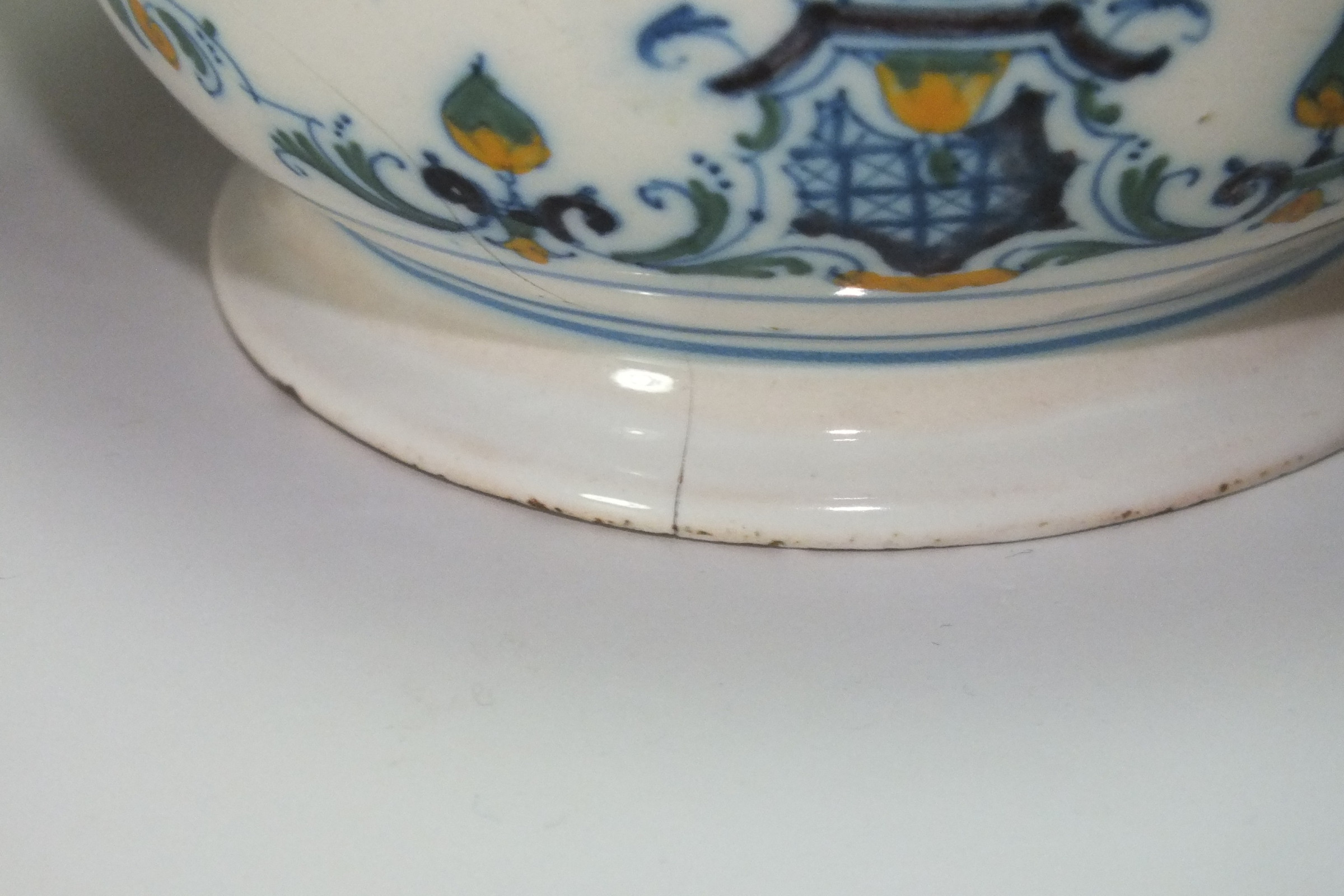 Moustiers - Rare glass refresher with decor Bérain polychrome - eighteenth century