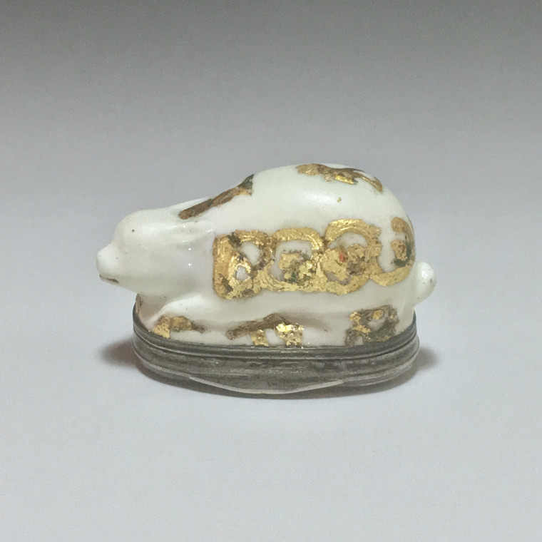 Saint Cloud - Boîte figurant un lièvre - XVIIIe siècle