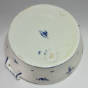Arras - Terrine en porcelaine tendre, décor à la brindille - XVIIIe siècle