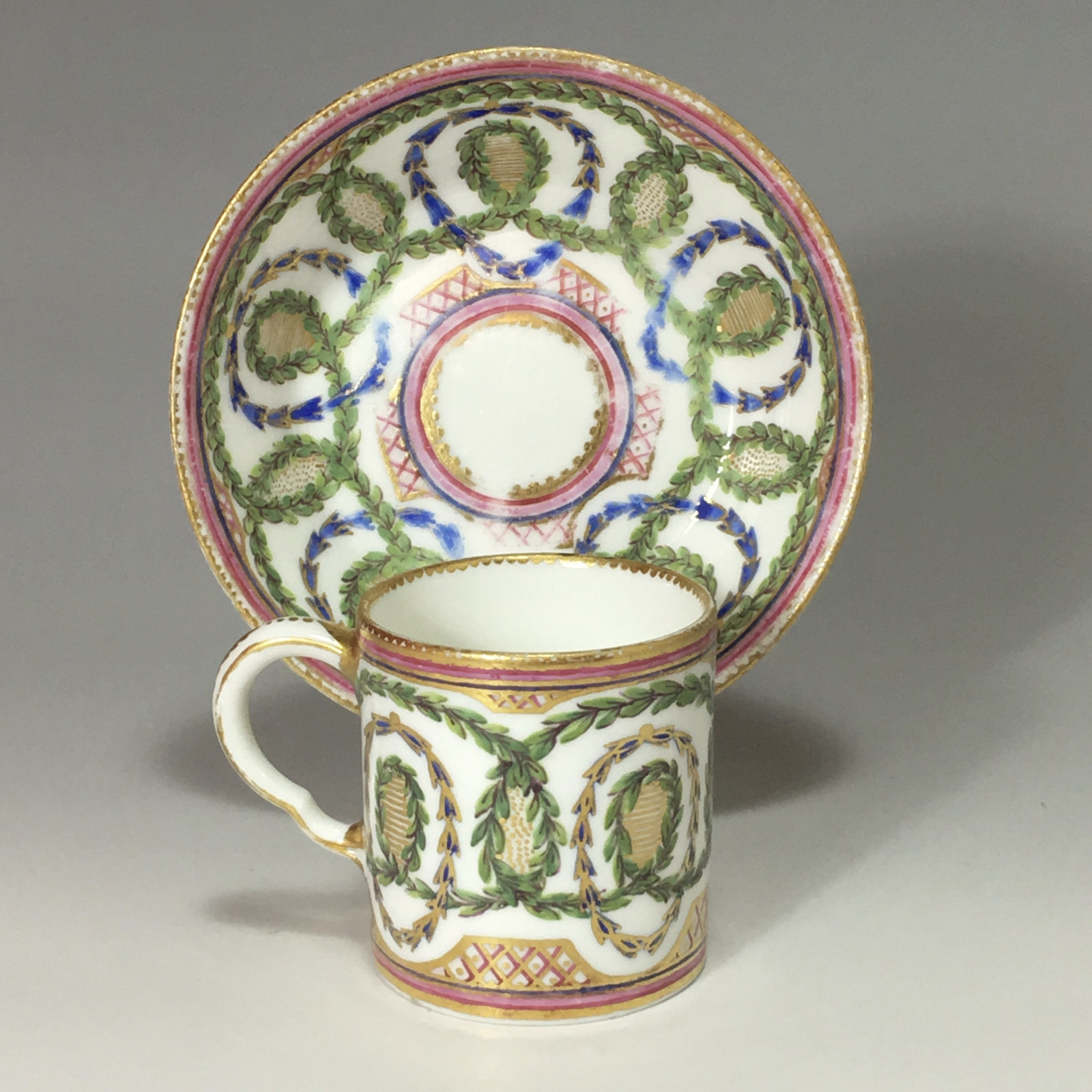 Sèvres – Gobelet litron - XVIIIe siècle