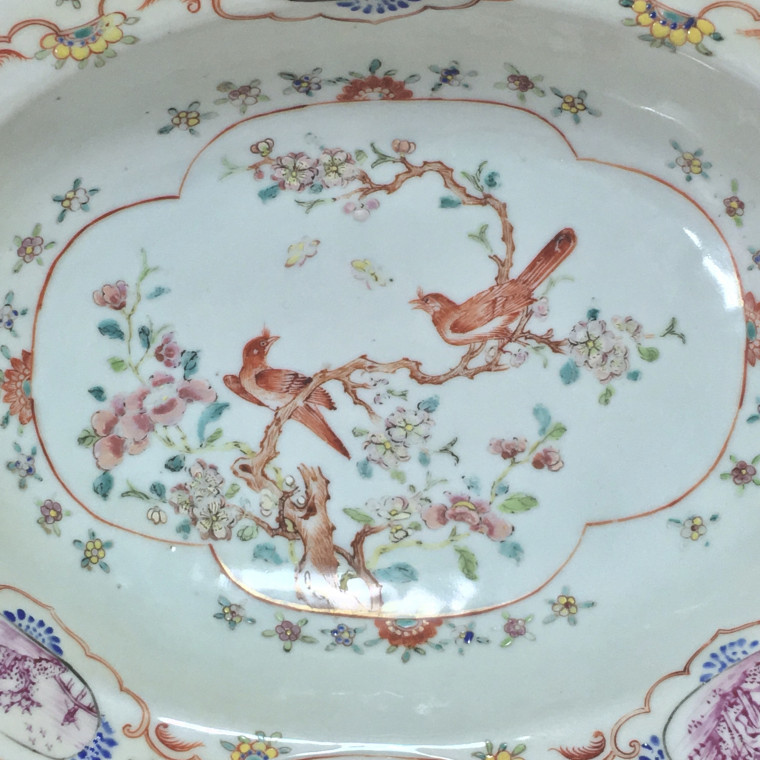 Chine (Compagnie des Indes) - Plat de barbier Famille rose - Epoque Qianlong