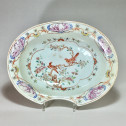 Chine (Compagnie des Indes) - Plat de barbier Famille rose - Epoque Qianlong