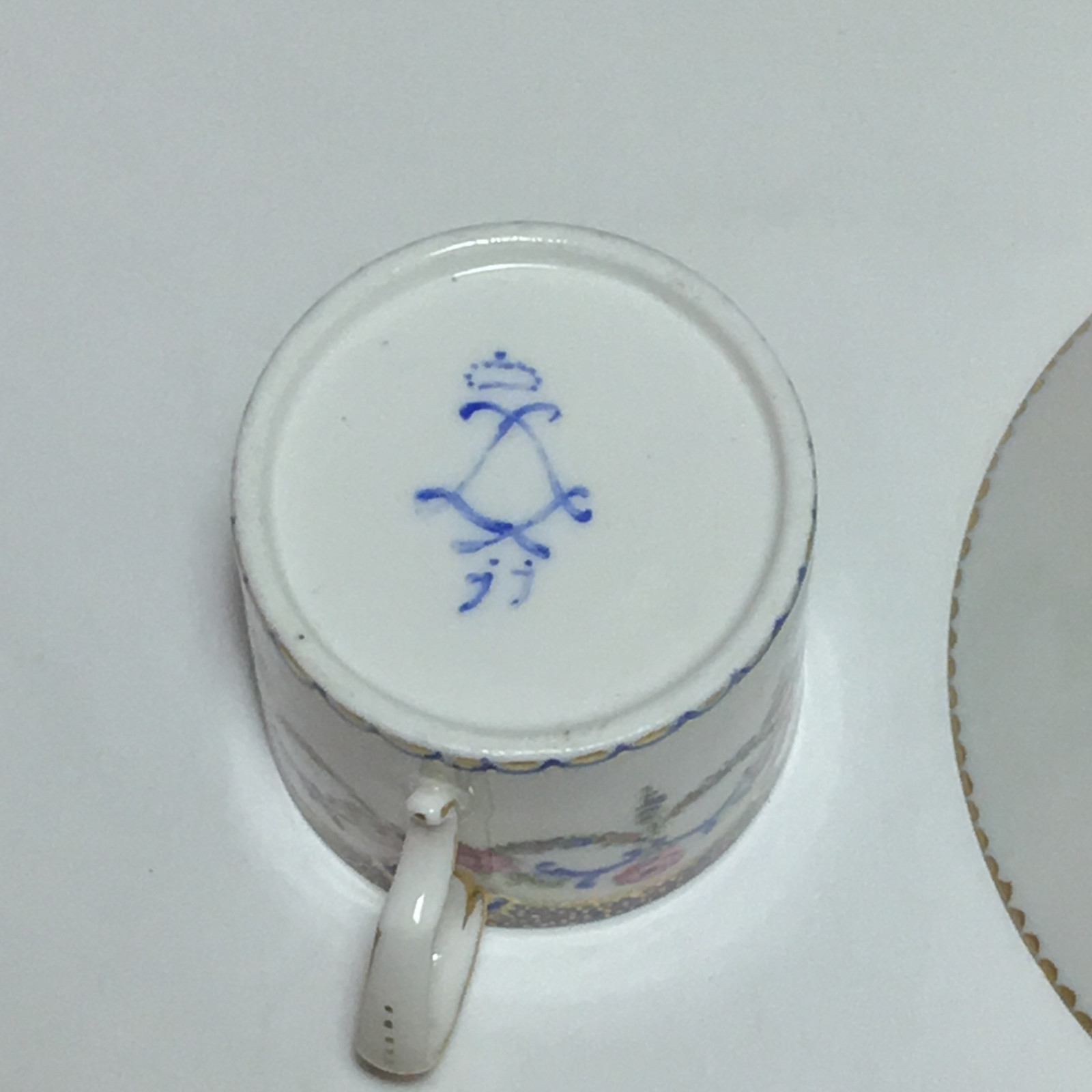 Sèvres - mignonette Cup - eighteenth century
