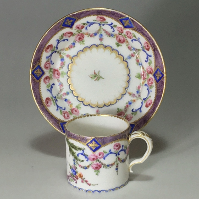 Sèvres - Tasse mignonette - XVIIIe siècle