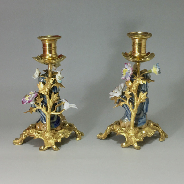 Paire de bougeoirs à main - XVIIIe - XIXe siècle