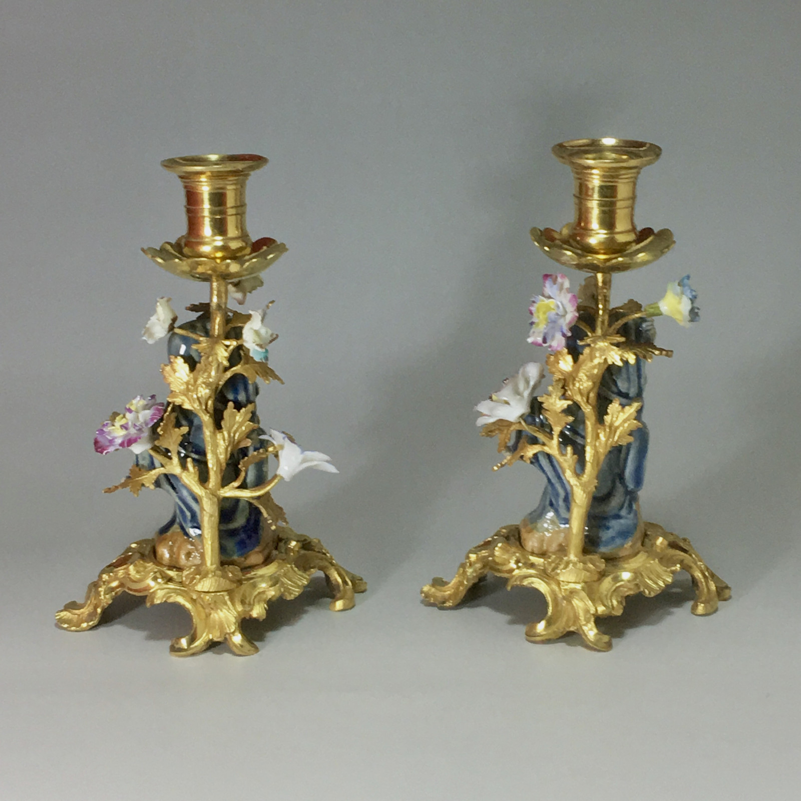 Paire de bougeoirs à main - XVIIIe - XIXe siècle