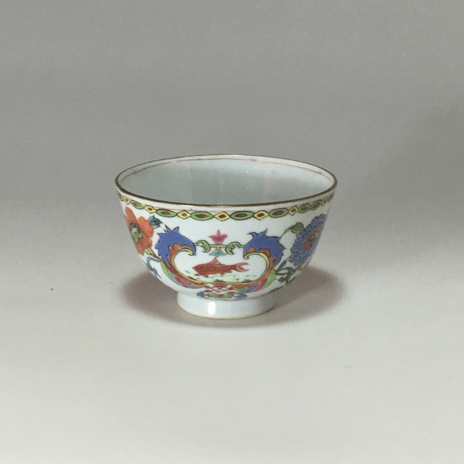 Chine - Bol à décor dit "Pompadour" - Époque Qianlong (1736-1795)