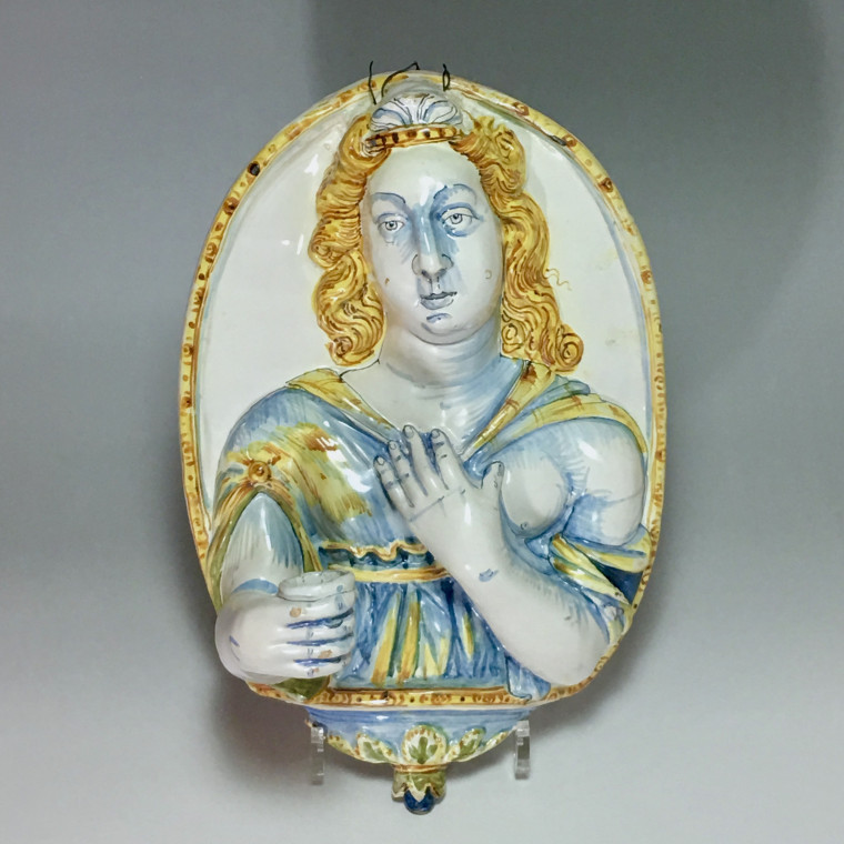 Nevers - Plaque formant un bras de lumière - XVIIe siècle