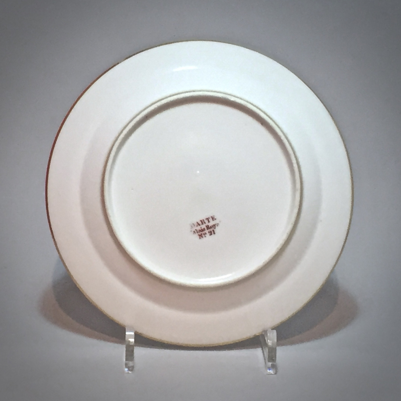Paris - Darte - Assiette à décor d'un bouquet de fleurs - XIXe Siècle - Vers 1820.