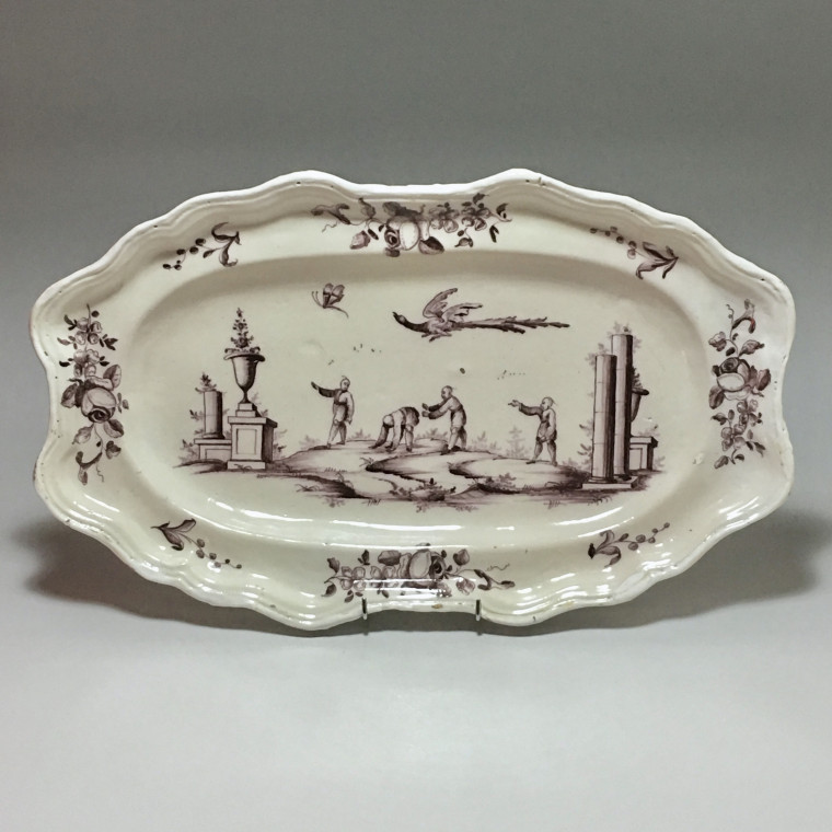 Lyon - Large dish decorated with Chinese - eighteenth century