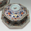 Japon – Rare paire de bols couverts octogonaux - Époque Edo - début du XVIIIe siècle