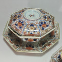 Japon – Rare paire de bols couverts octogonaux - Époque Edo - début du XVIIIe siècle