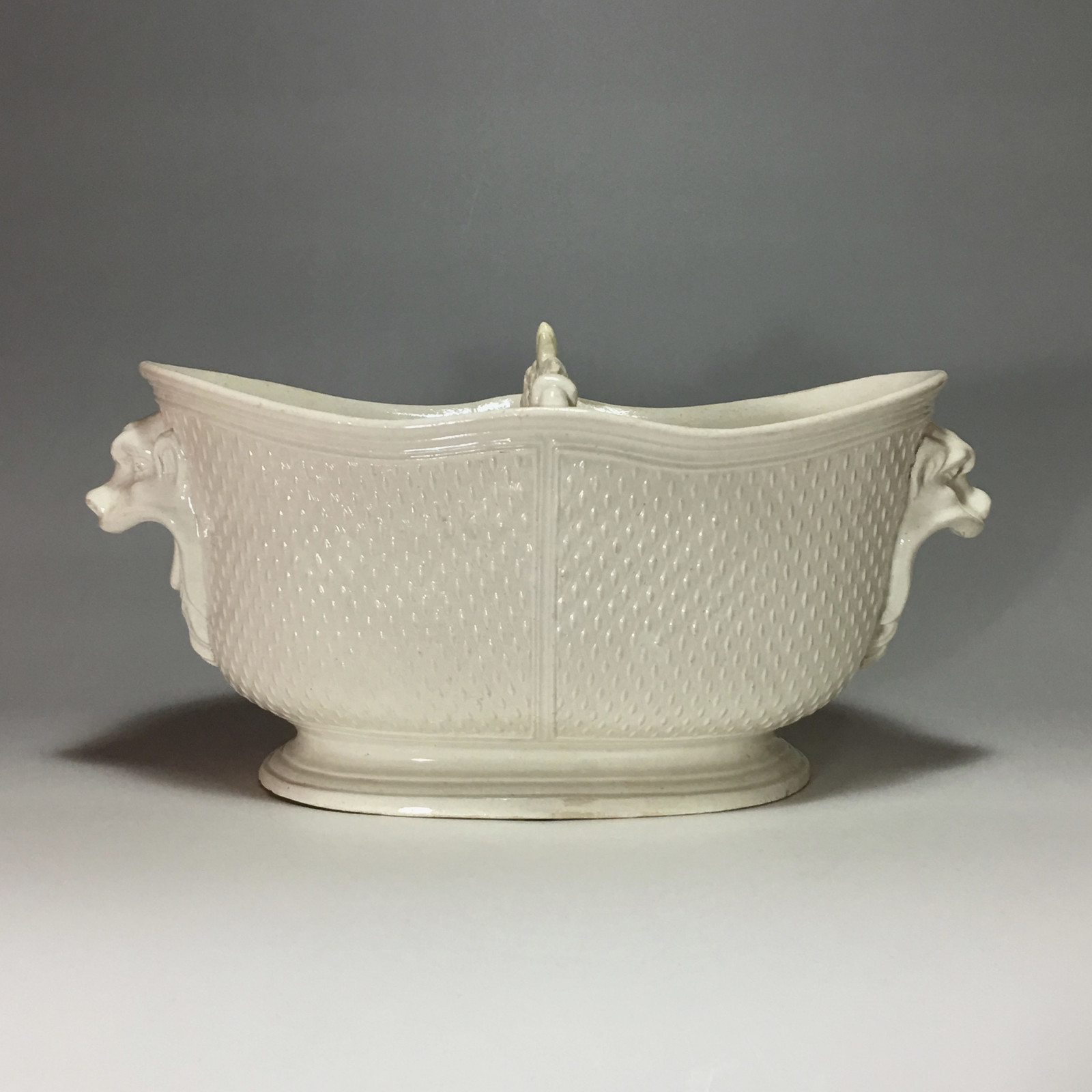 PONT-AUX-CHOUX - Seau à liqueur - XVIIIe siècle