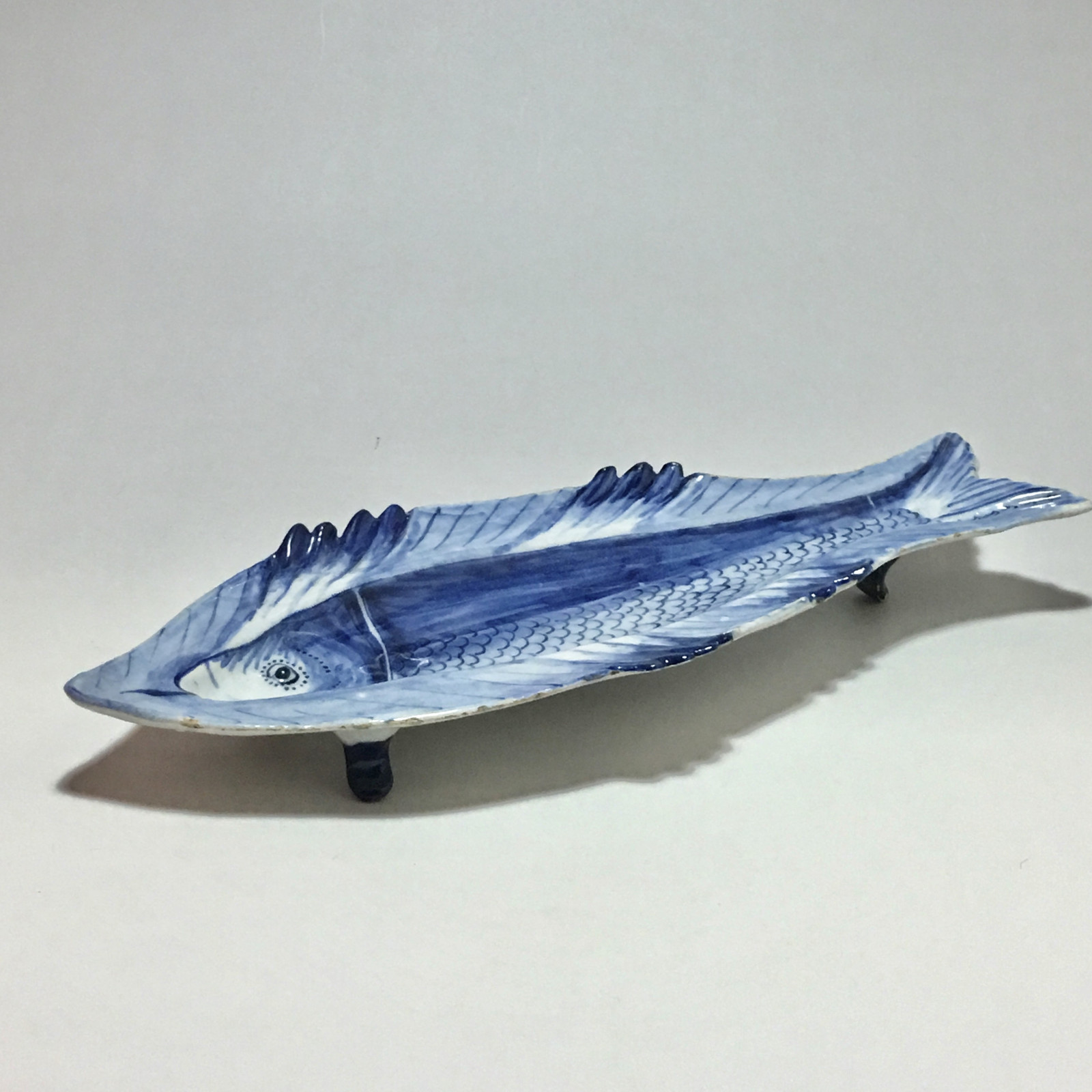 Delft ou Frise –  présentoir figurant un poisson - XVIIIe siècle